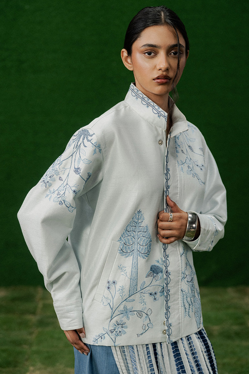 Buy Our Outerwear For Women Online – AOMI
