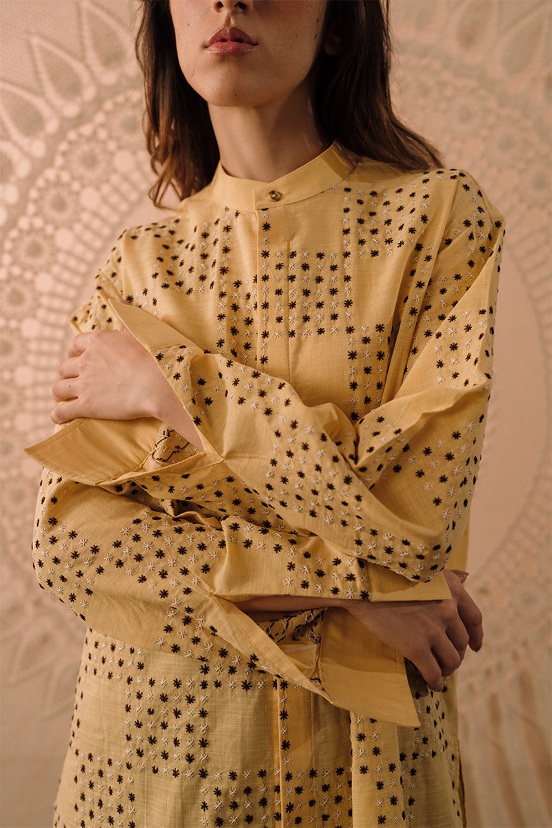 New In – AOMI